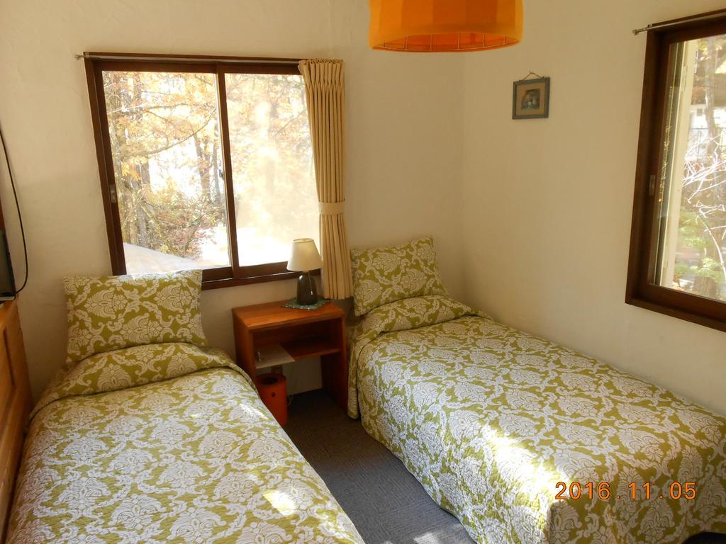 Pension Nugget Inn Χακούμπα Εξωτερικό φωτογραφία